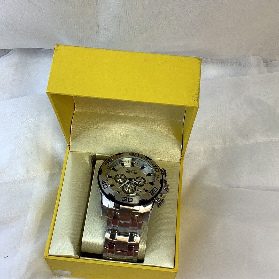 Invicta invincible in clearance detail