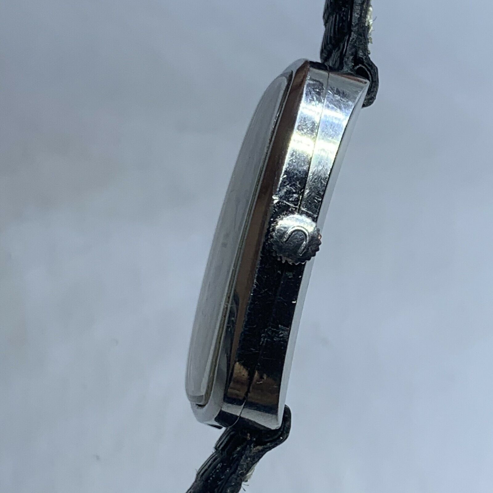 Universal Geneve Vintage Oval Watch Movement and Dial Swiss Manual Wind Part Universal Genève Mechanical (Manual) Watch Movements for  main image 4