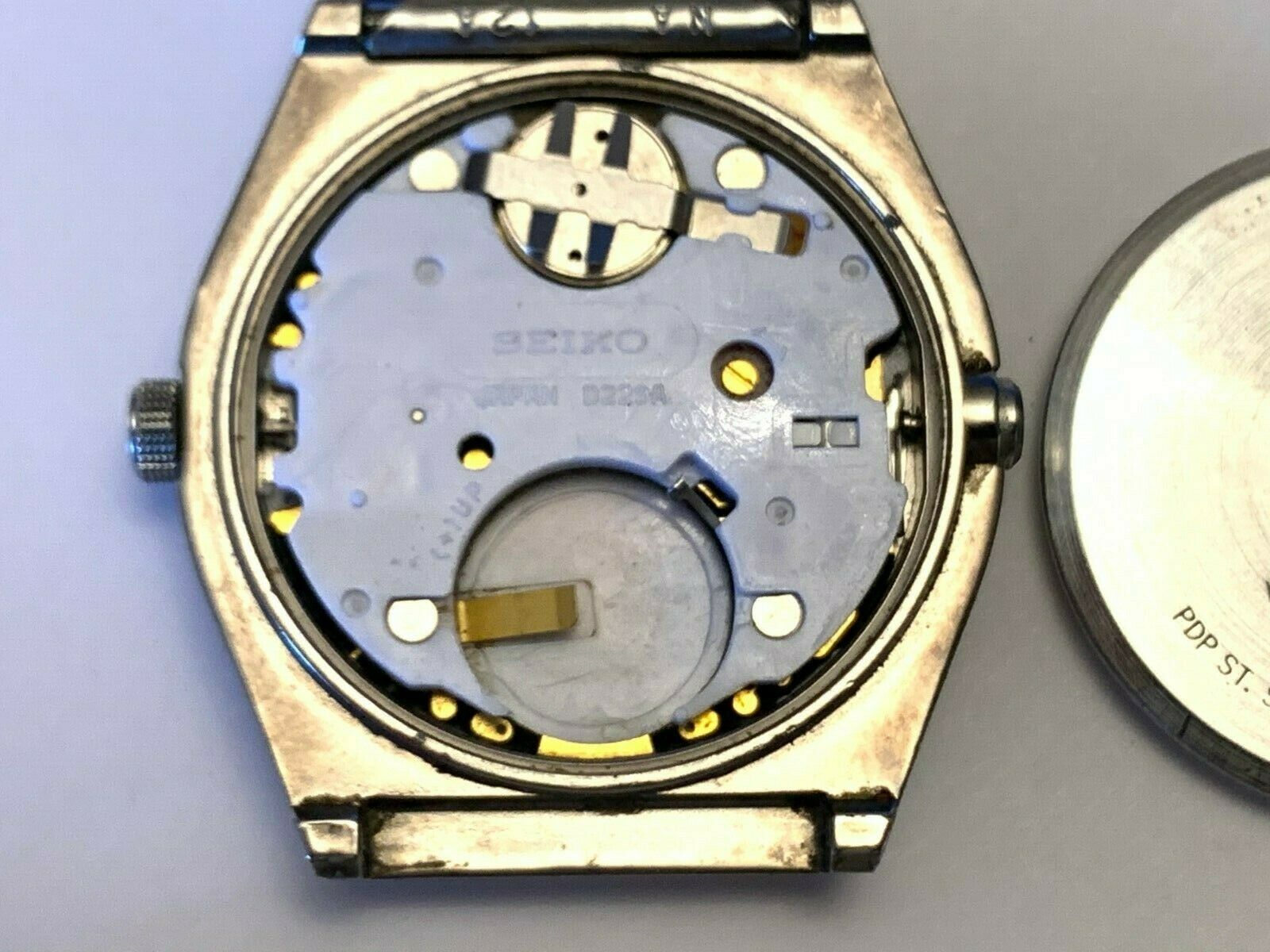 Vintage 1981 Seiko D229-5010 LCD Digital Watch - Case
