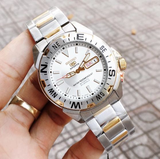 BNIB SEIKO 5 automatic Made in Japan men's watch SNZF08J1