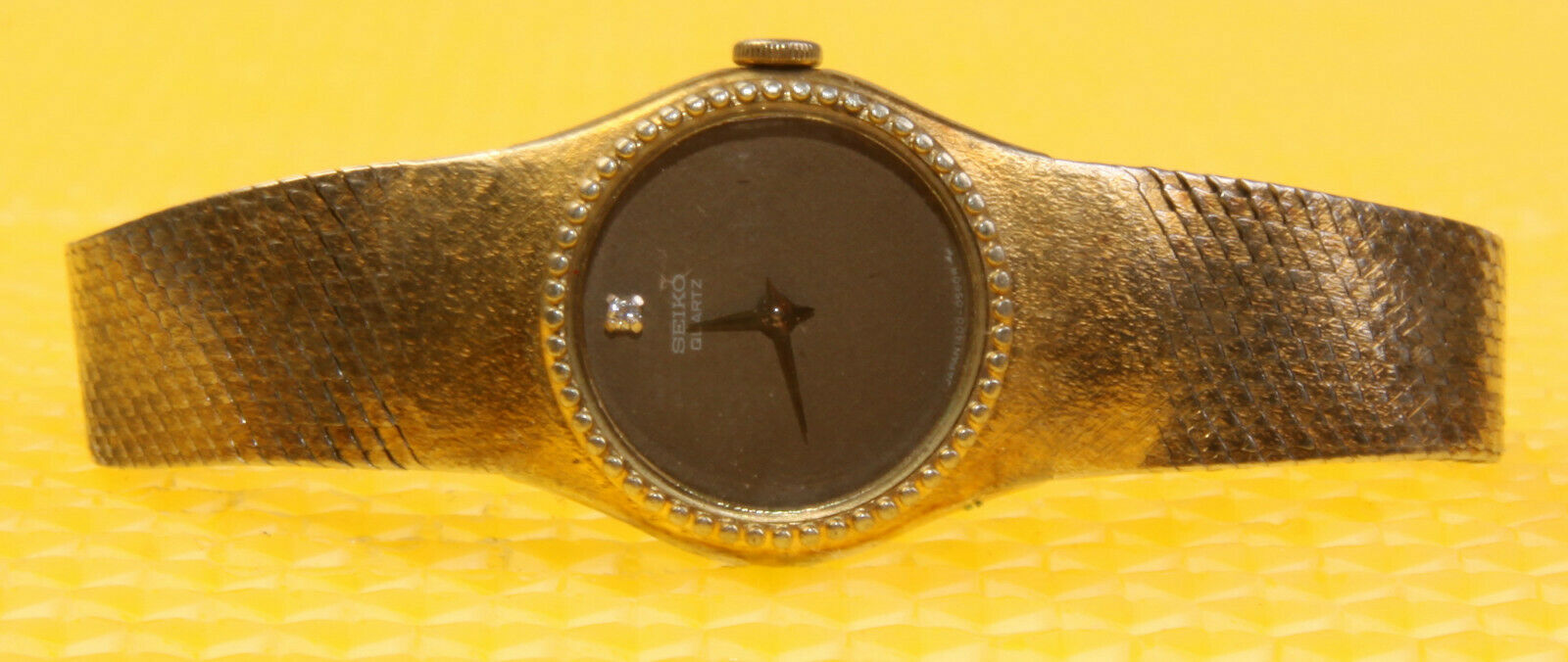 Women display picture 3