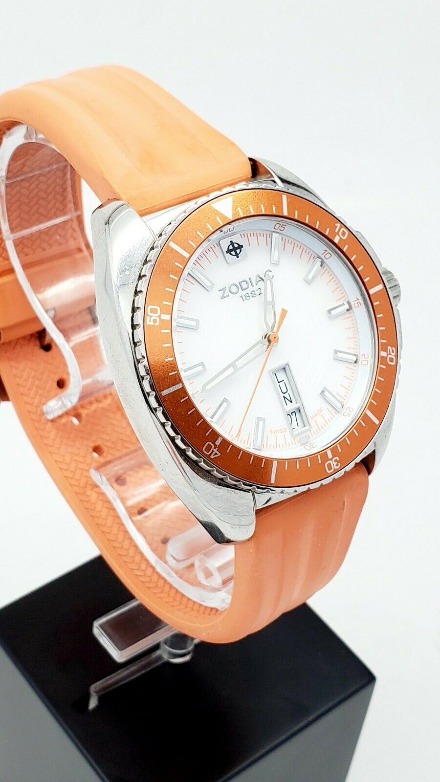 ZODIAC Speed Dragon Day Date Swiss Orange Z05519 Watch $399