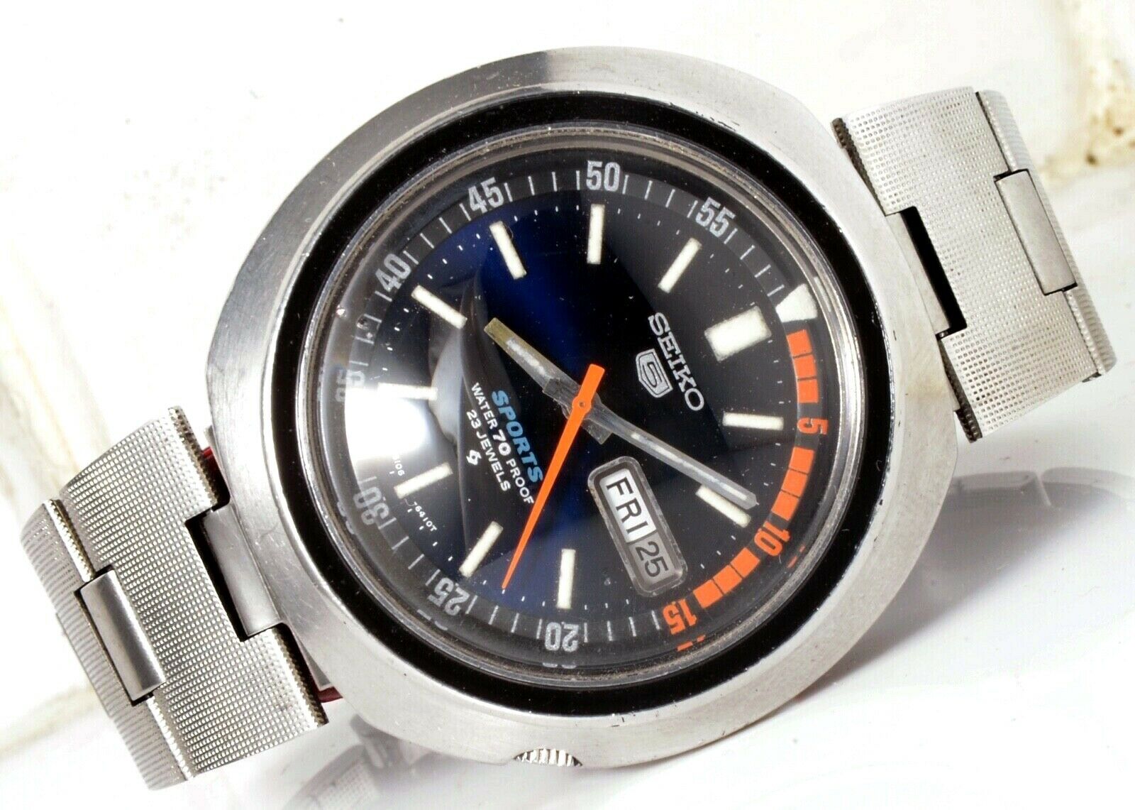 Seiko 5 Sports 6106-6410 Price as of March 2025 | WatchCharts