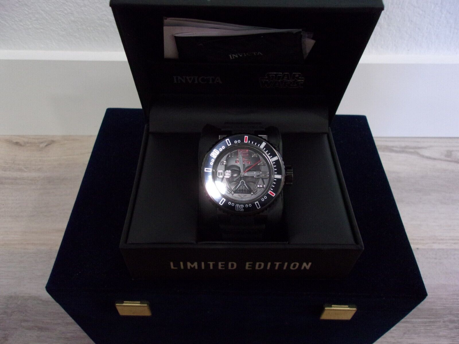 Invicta 27667 discount