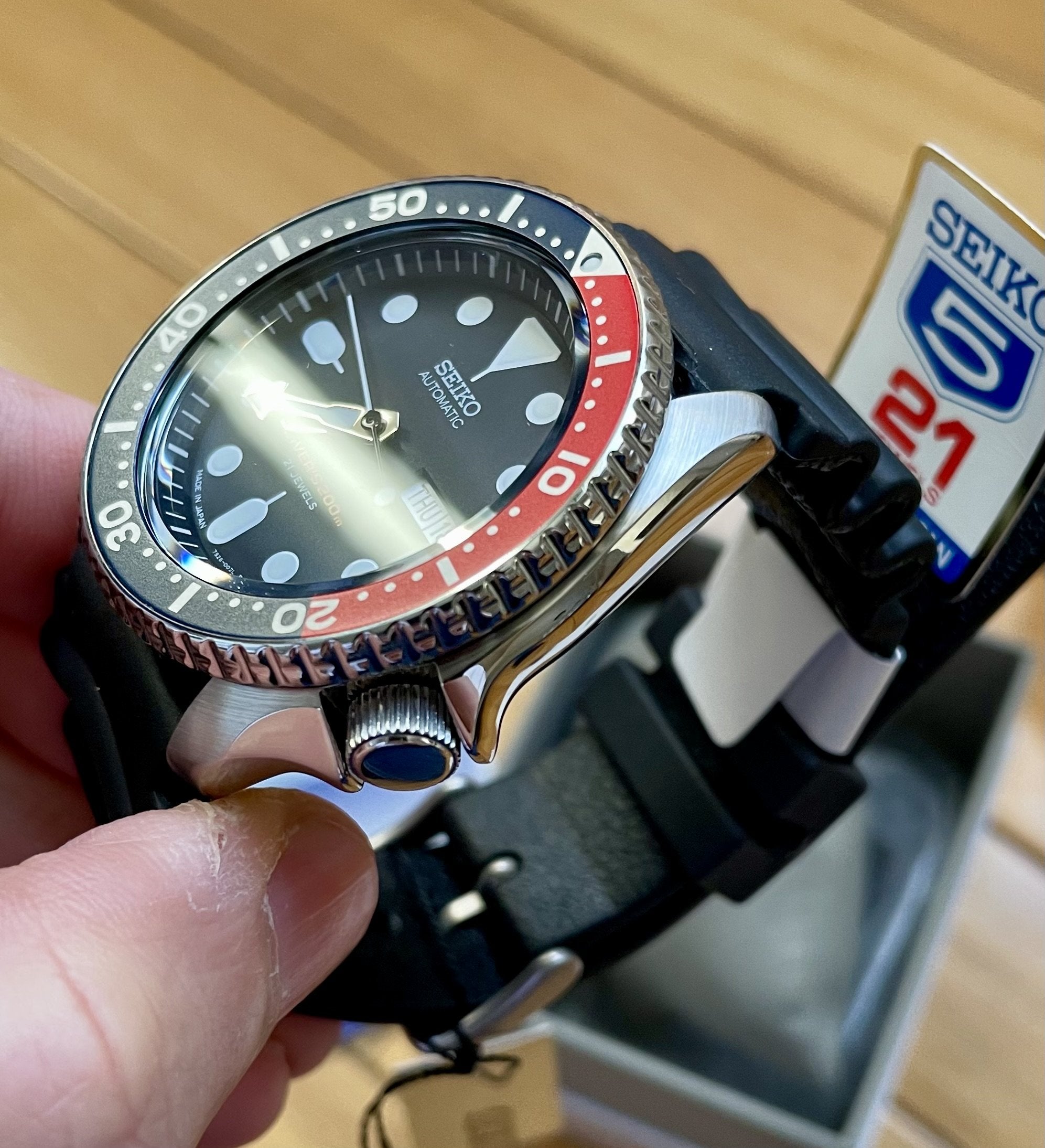 Seiko hotsell skx009j price