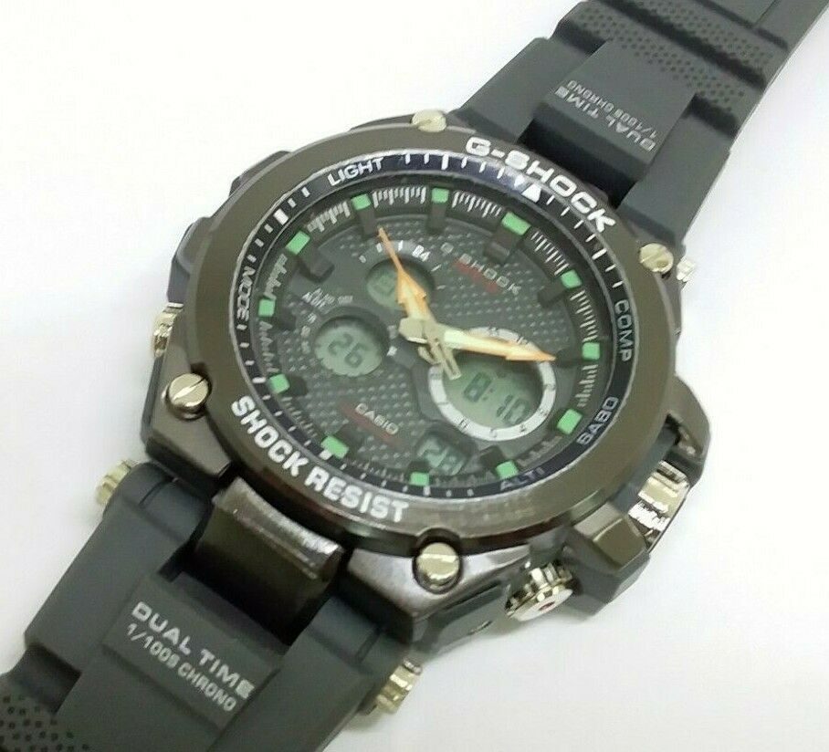 USED MEN'S MT-G CASIO G-SHOCK 5369 MTG-S1000D TOUGH SOLAR WR20BAR