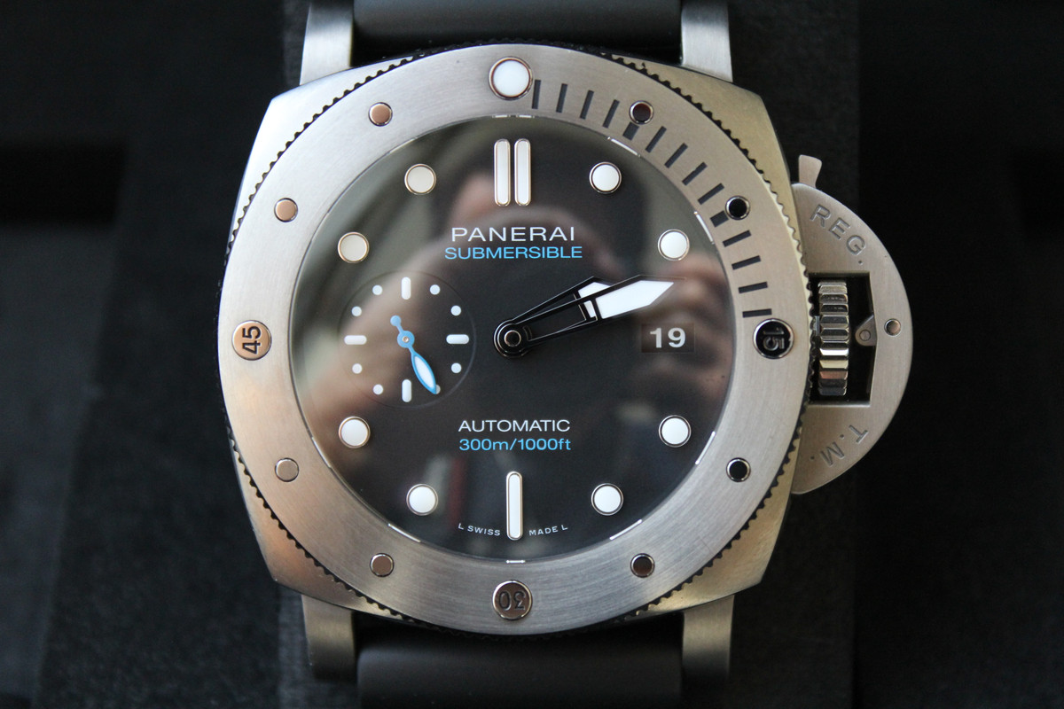 Panerai Luminor Submersible PAM 1305 Titanium 47mm W Box Papers