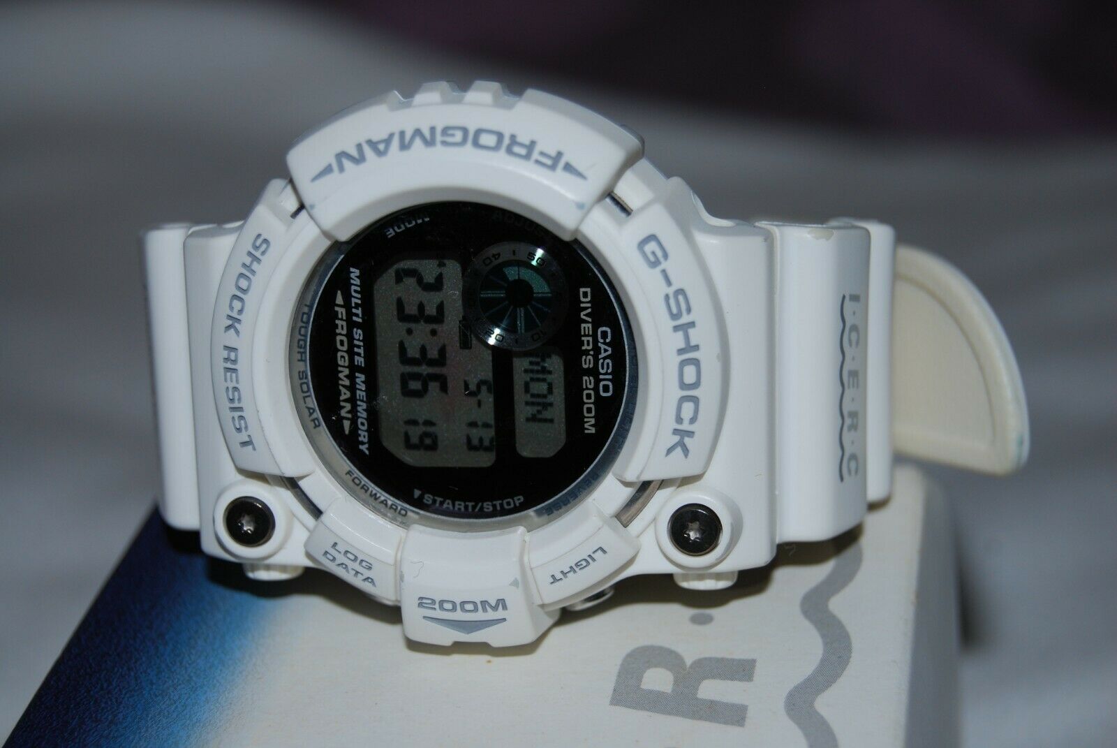 CASIO G-SHOCK FROGMAN ICERC 2006 DOLPHIN/ WHALE GW-206k-7JR WHITE