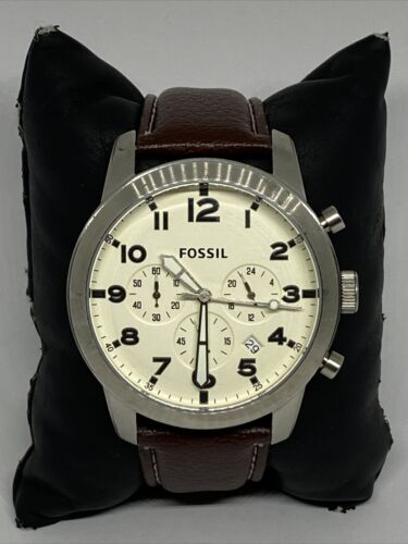 Fossil pilot sale