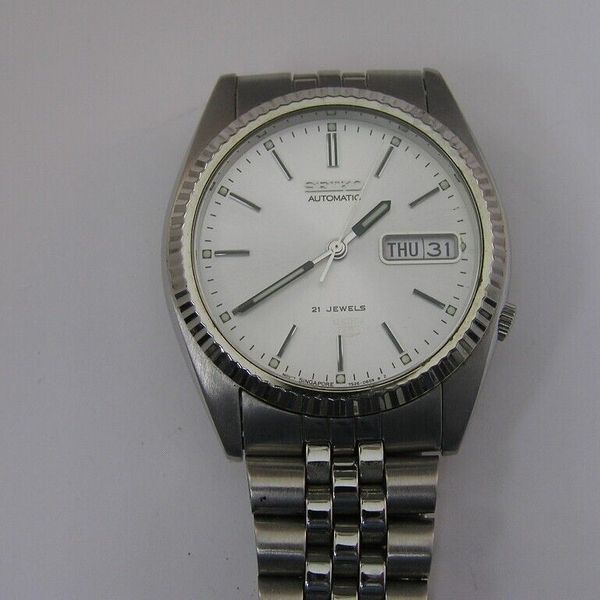 Vintage Seiko Watch Day/Date Silver Dial Fluted Bezel w/ Band 7S263119 WatchCharts