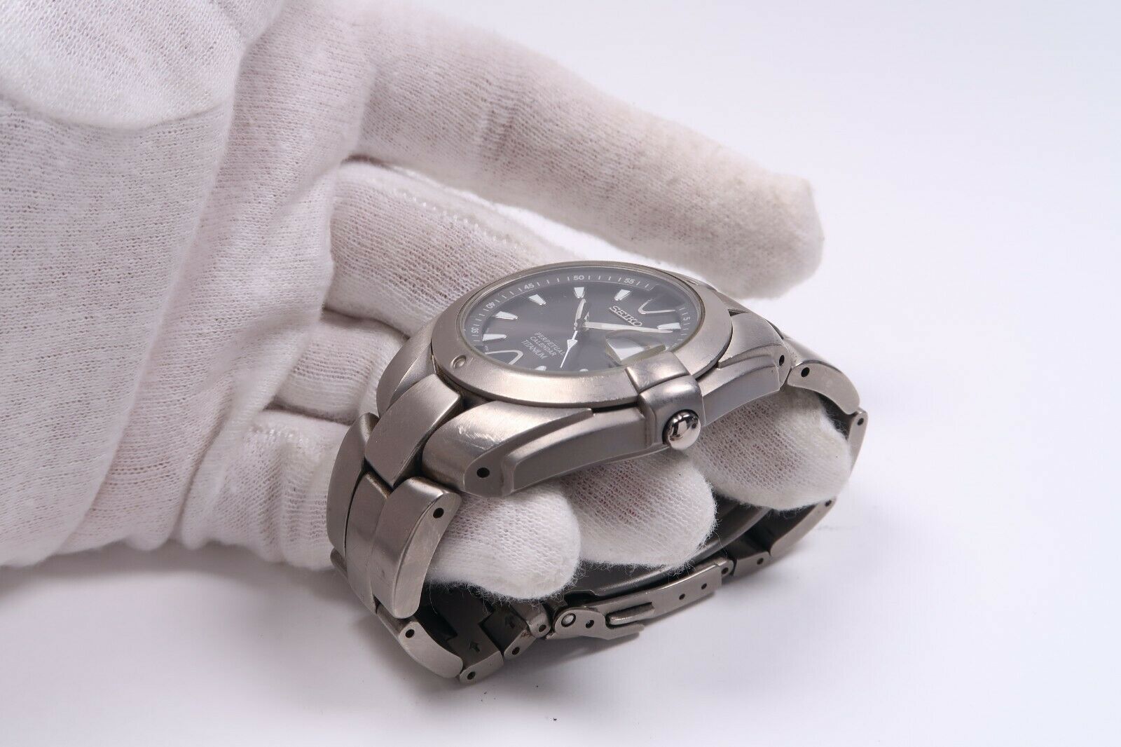 SEIKO PERPETUAL CALENDAR TITANIUM 8F32-0040 FOR REPAIR Watch JAPAN