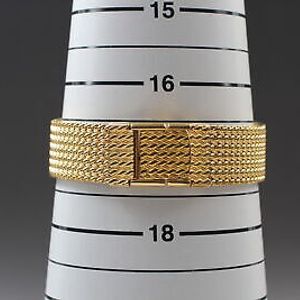 New Battery [N MINT] Vintage Seiko Dolce 8N40-5040 Gold Dial Qz