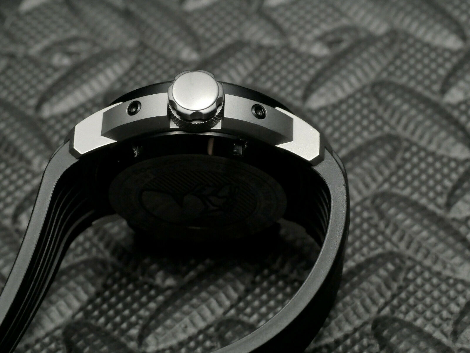 Zodiac ZMX ZO8524 Special Ops Limited Edition Swiss Chrono Blk/Wht