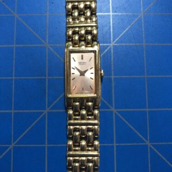 Seiko 2E20-6959 Gold Tone Quartz Analog Ladies Bracelet Watch, New ...