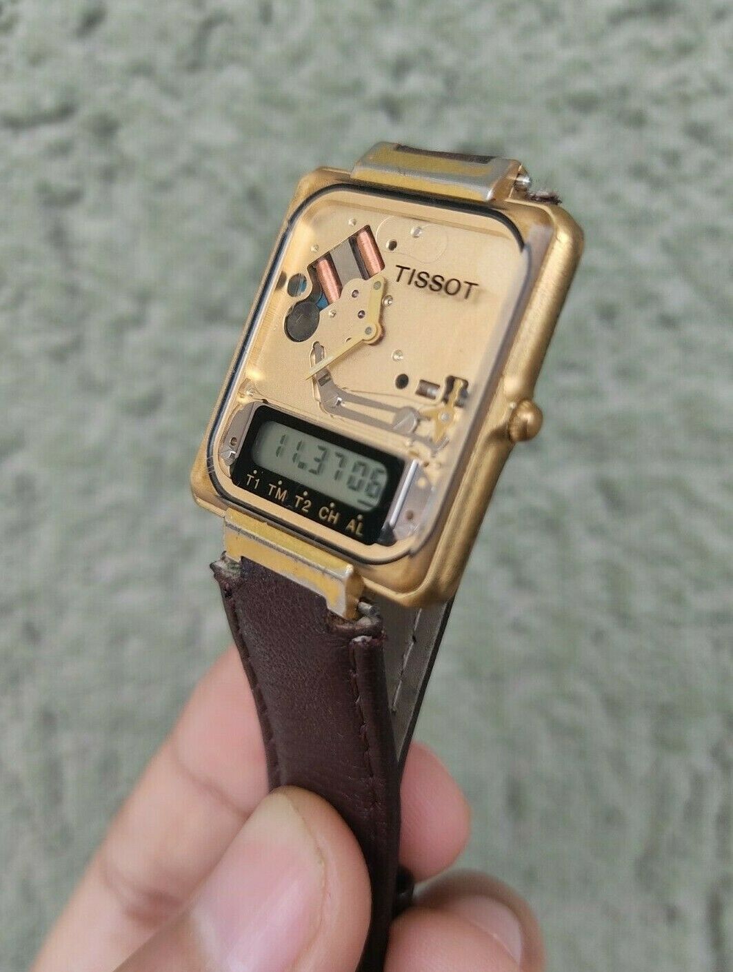 TISSOT TWO TIMER クォーツ腕時計 A2378 1980s) Tissot TwoTimer skeleton 