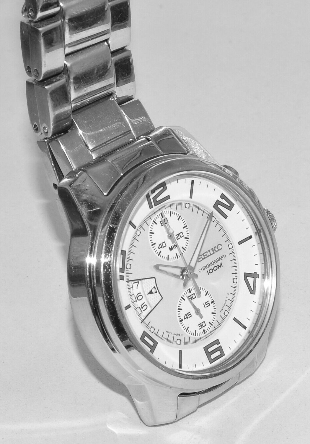 seiko chronograph 100m automatic