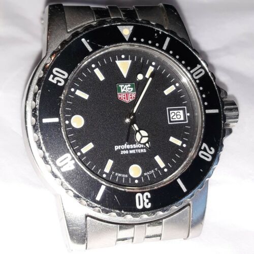 TAG HEUER PROFESSIONAL 200M WD1210 00 WATCH RUNS NEW BATTERY