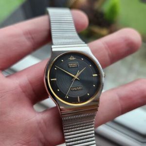 Vintage 1990, BLACK, SEIKO QUARTZ, V701-6K30, Mens Watch Vintage 1990, BLACK, SEIKO QUARTZ, V701-6K30, Mens Watch