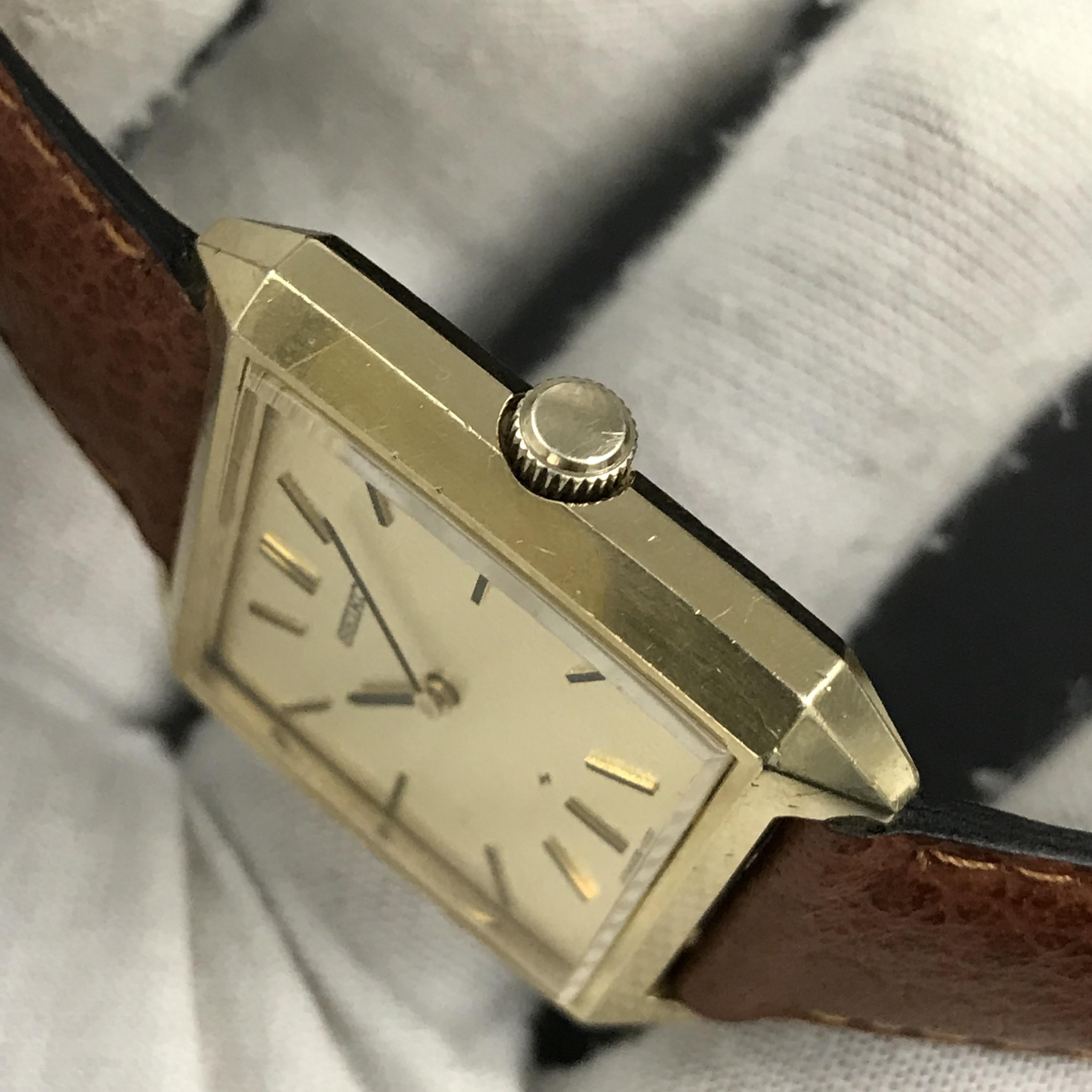 WTS] Vintage Seiko Chariot Special Gold Textured Dial 2220-3340 