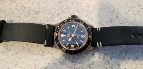 Glycine GL0265 Combat Watch WatchCharts