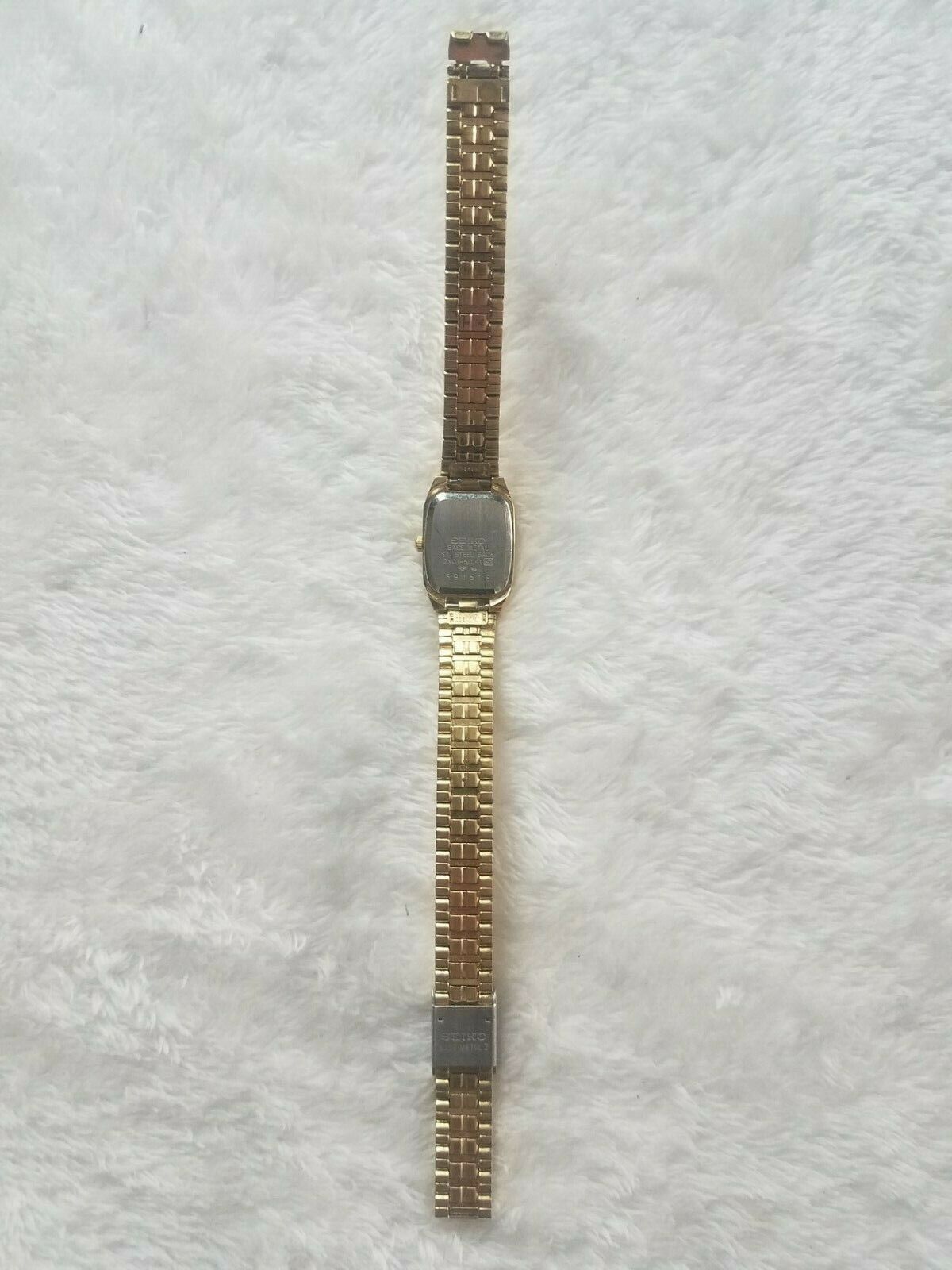 Vintage Seiko 2Y01-5D20 Gold Tone Womens Quartz Watch For 