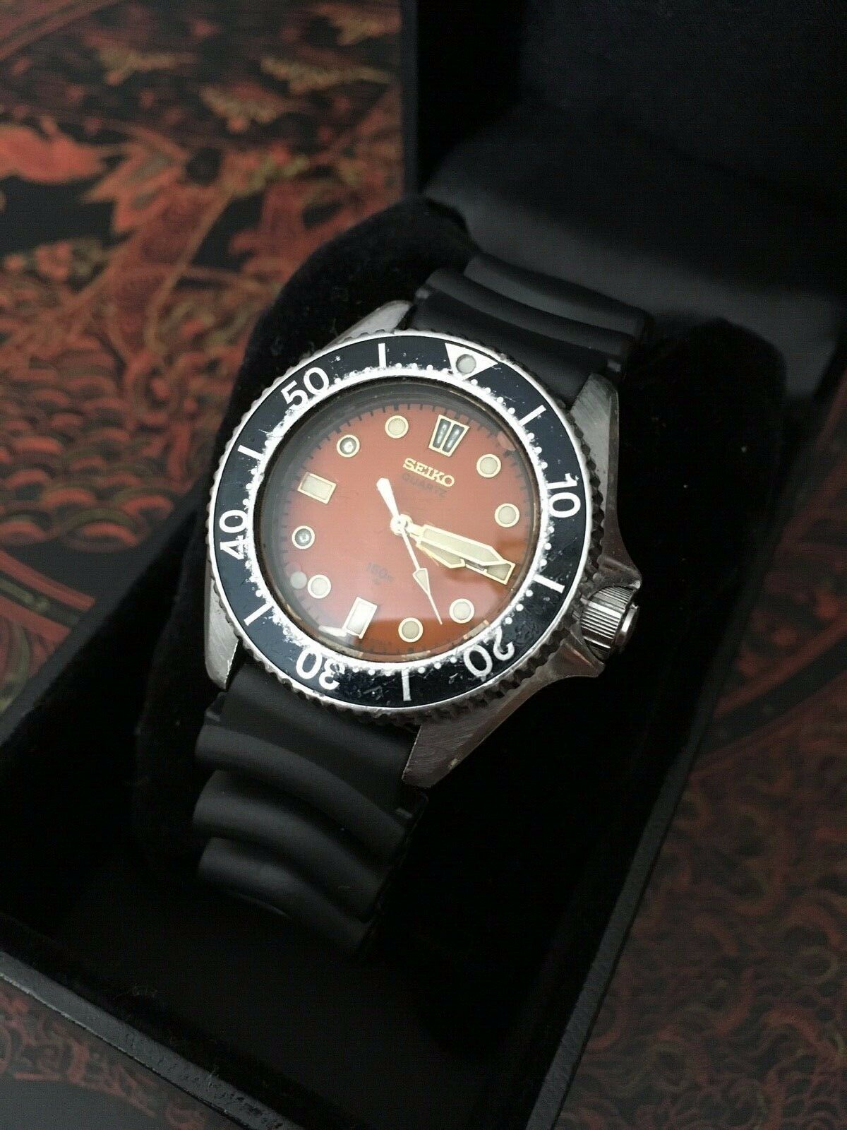 Vintage SEIKO 150m 2625-0010 Diver's Quartz Watch Japan 1981