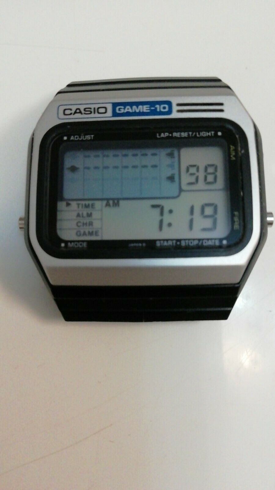 Casio Game 10 GM-10 Rare Antique 1980s Invader game wrist