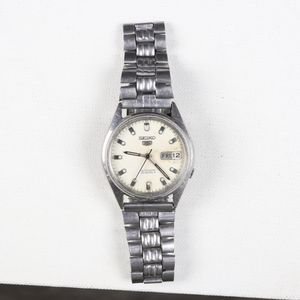 Seiko 5 7009-3170 Price as of April 2025 | WatchCharts
