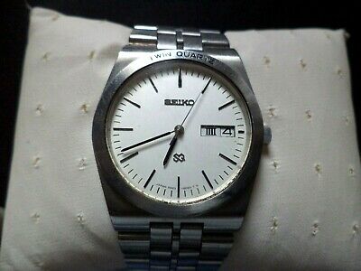 BEAUTIFUL SEIKO SQ TWIN QUARTZ 5 JEWEL 9923 8000 ALL SS. KEEPS