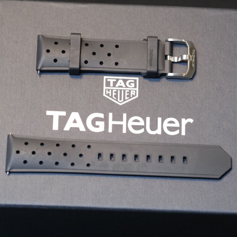 Tag heuer formula 1 strap black rubber ft8024 hot sale