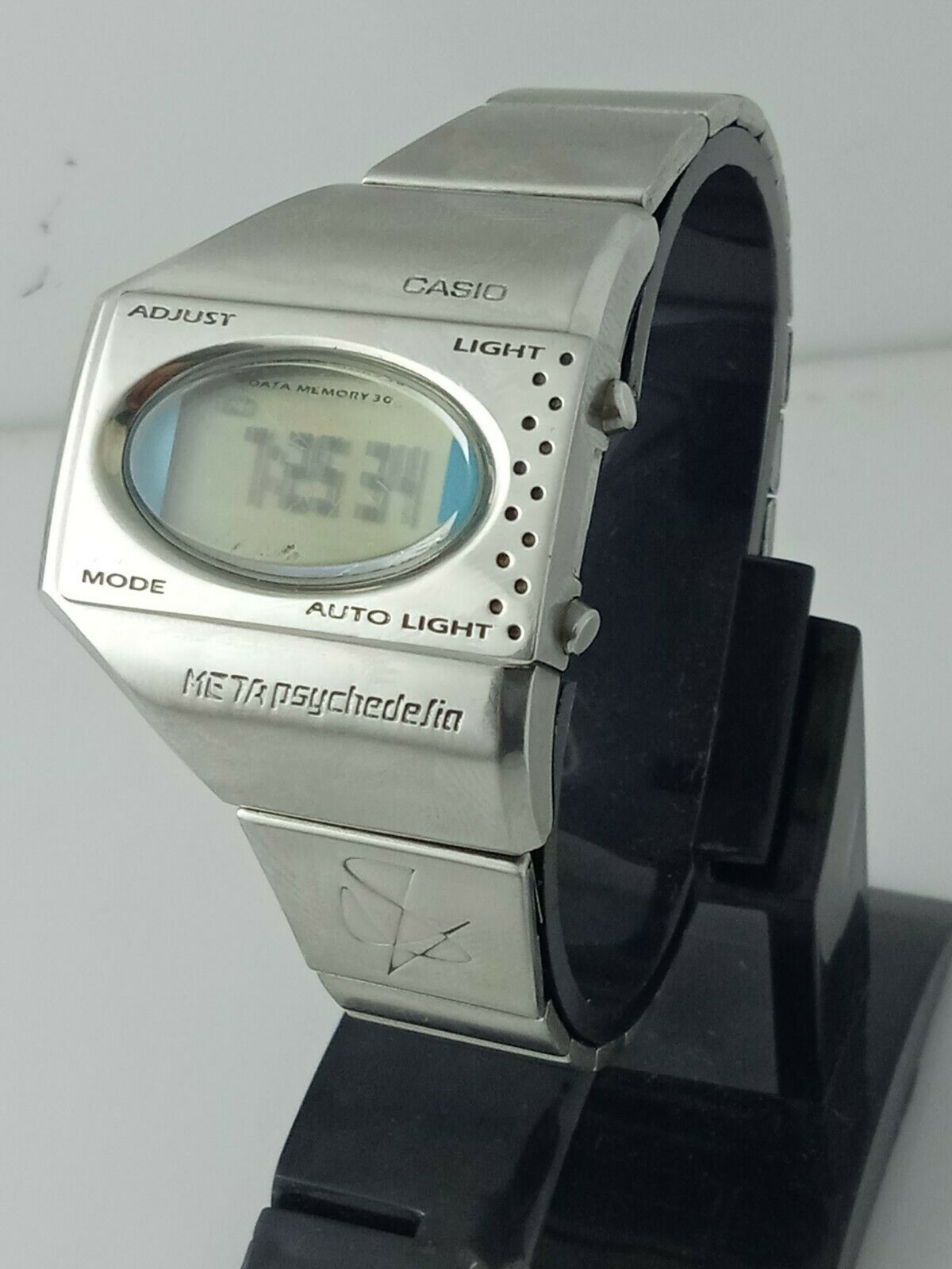 VINTAGE CASIO META PSYCHEDELIA (1672) ME-100 DIGITAL MEMORY WATCH
