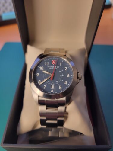 Victorinox Swiss Army Heritage Watch Model 241967 | WatchCharts