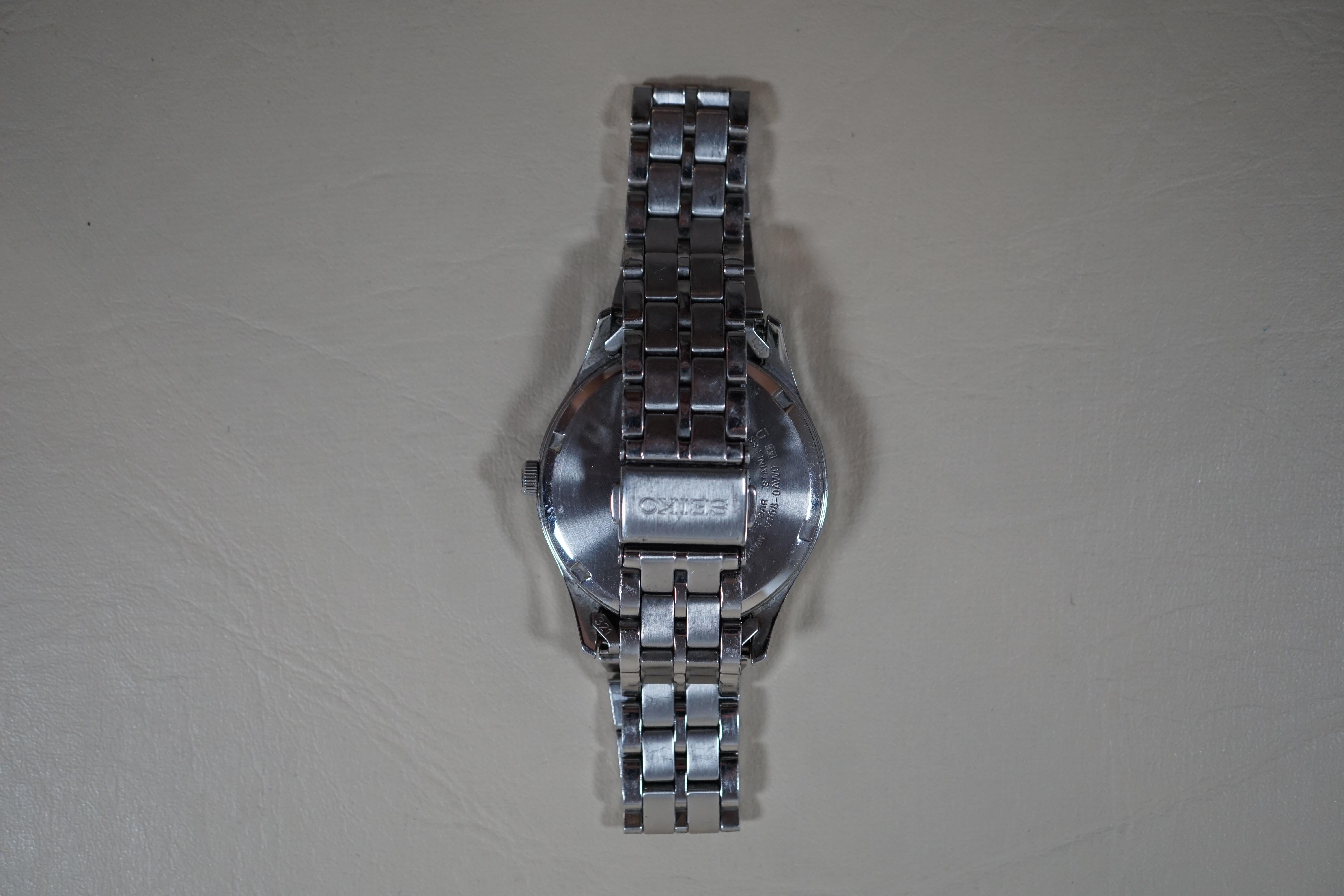 WTS] Seiko Spirit SBPX067 V158 White Dial Sapphire Solar Quartz 