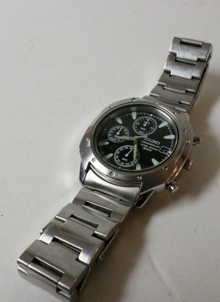 MEN'S SEIKO CHRONOGRAPH STAINLESS STEEL 50M V657-9099 DATE WATCH NEEDS  BATTERY | WatchCharts