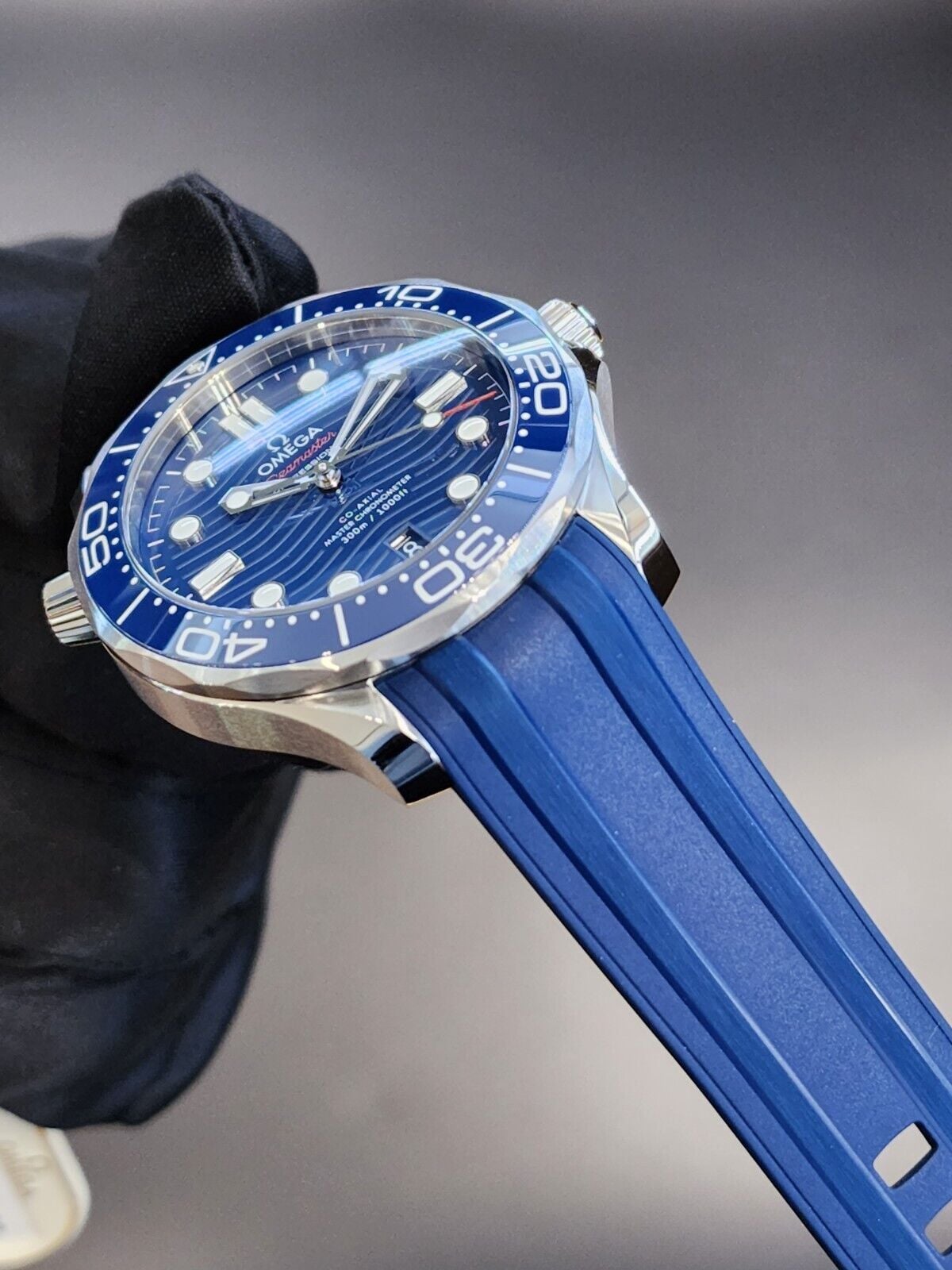 Omega seamaster 300m blue wave online dial