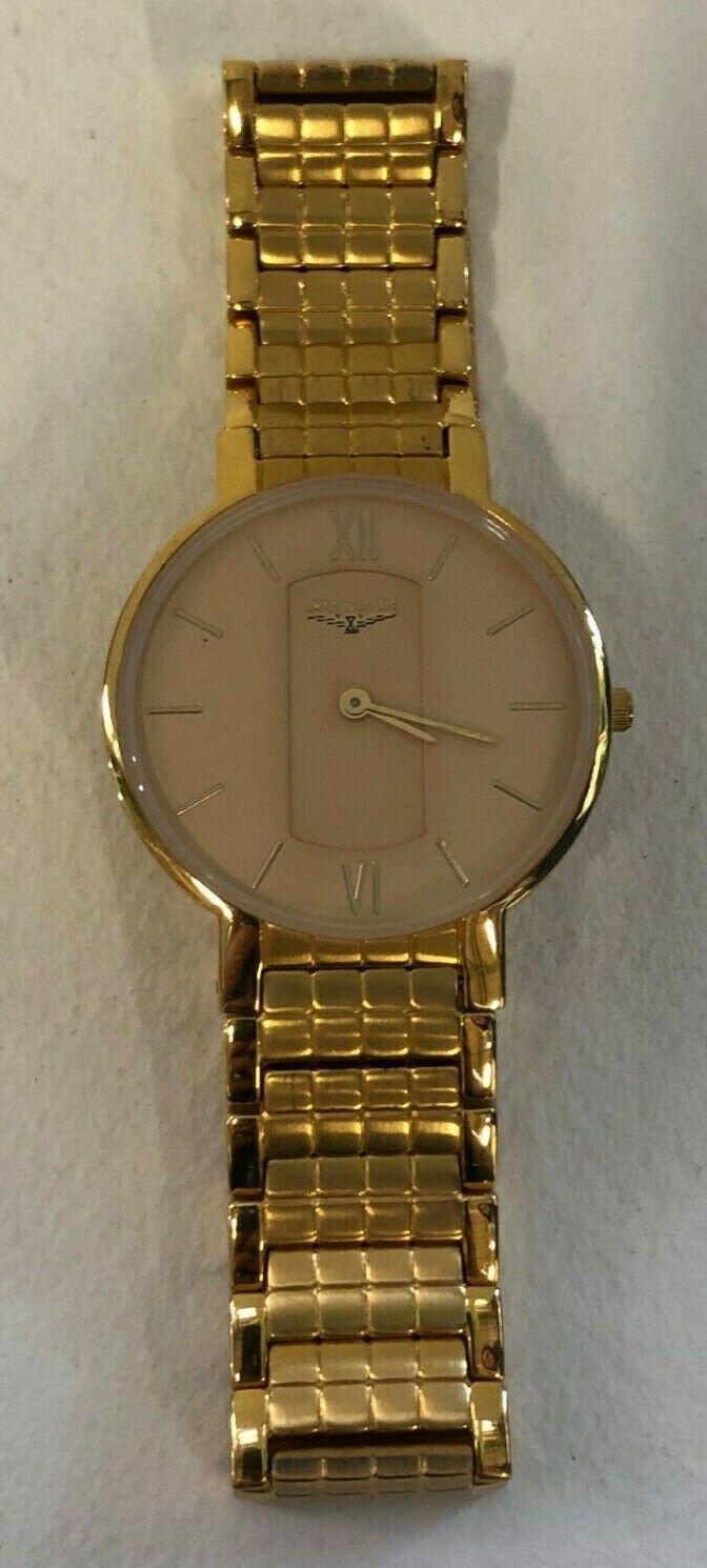 Extremely Rare Longines World Service Men s Gold Plated Wrist