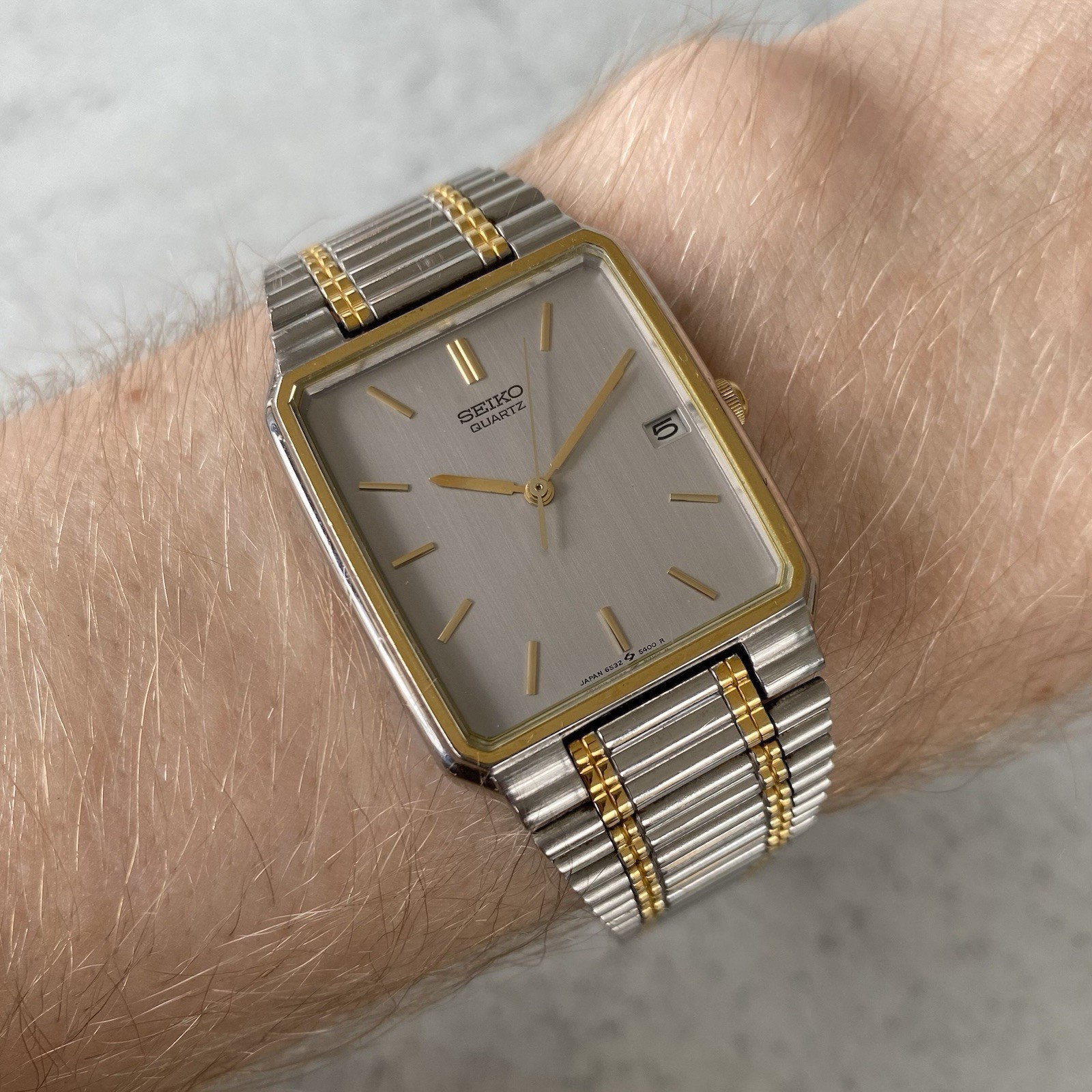 Vintage Seiko Quartz Two-Tone 6532-5270 Quickset Date Watch