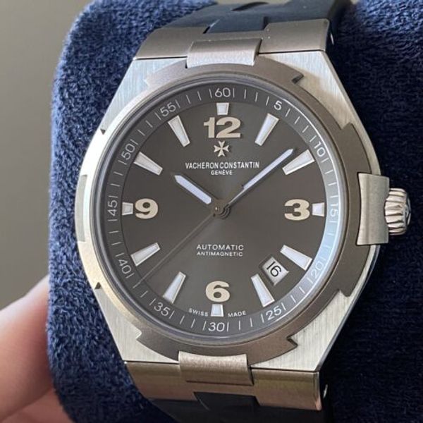Vacheron Constantin Overseas Gray - 47040/000W-9500 - “Deep Stream ...