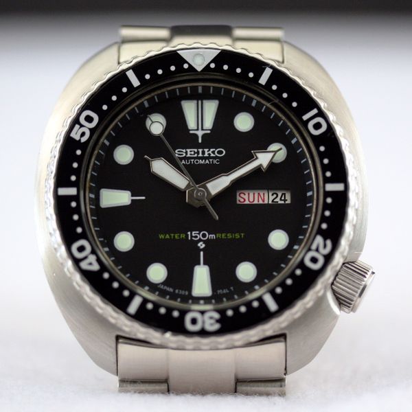 SOLD!!....Seiko 63097040 Cushion Case Diver WatchCharts