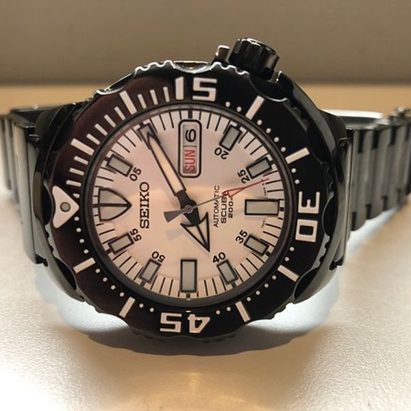 seiko black vampire