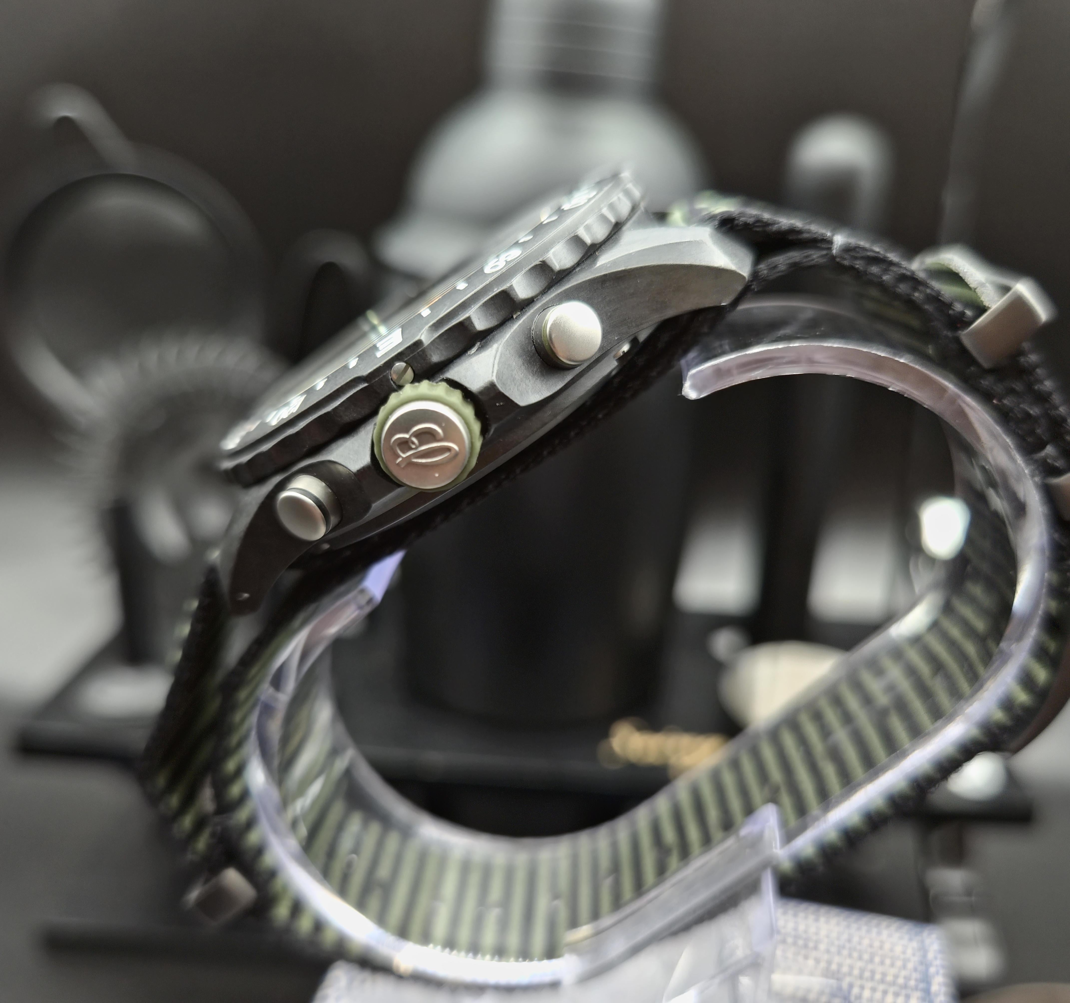 エンデュランス プロ 44 - X82310E51B1S2 | Breitling