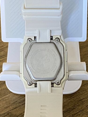 Casio Baby G BGA-200 5134 (white)Analog Digital Watch Rare! Good 