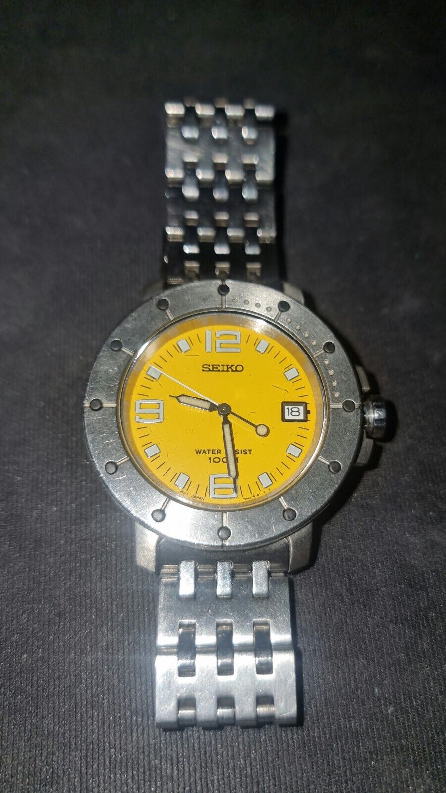 Seiko Porthole Diver Yellow Dial Quartz 7n42-6130 | WatchCharts