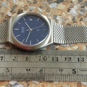 Vintage Seiko Quartz JDM 4122 8000 May 1976 Textured Dial