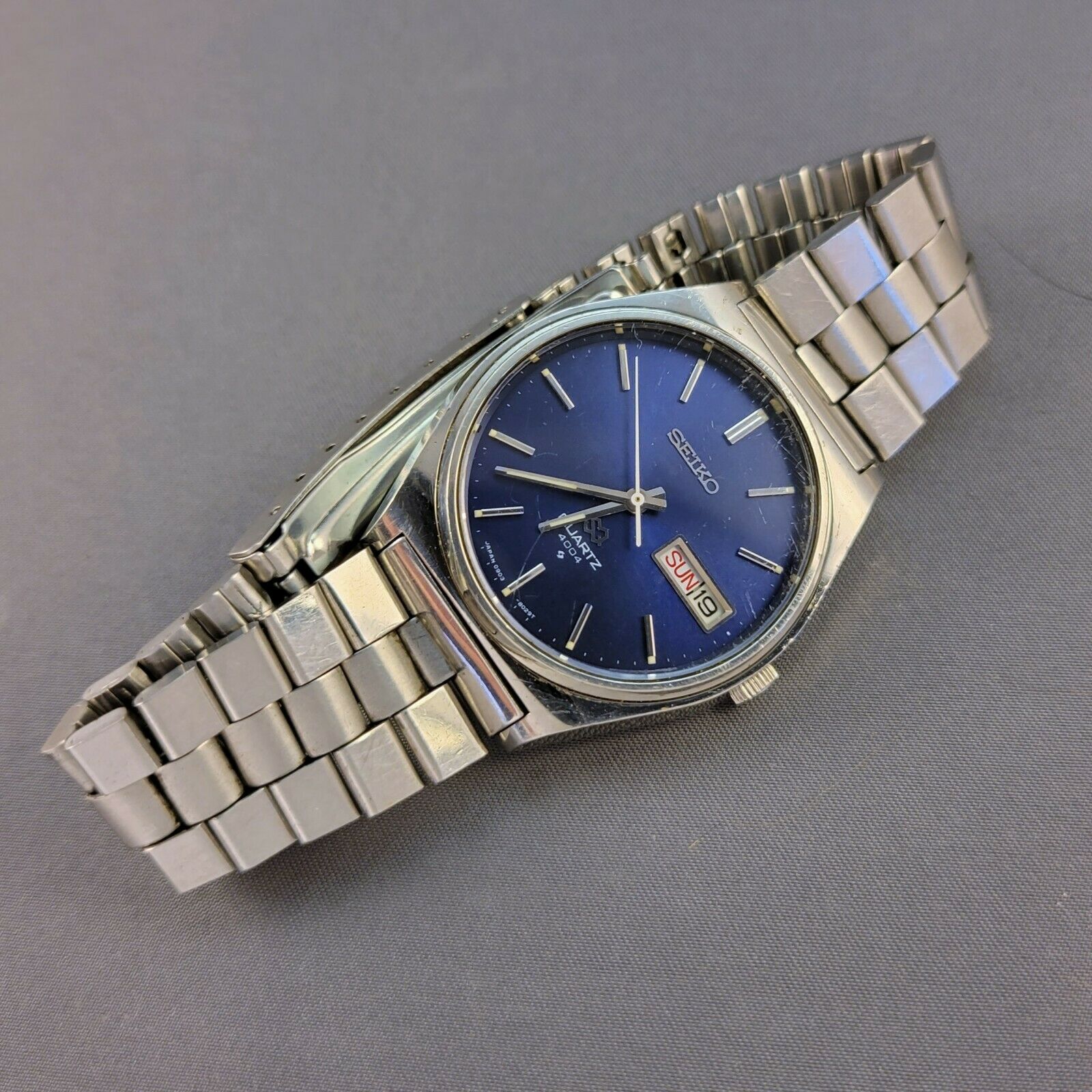 Vintage Seiko Quartz 4004 Watch 0903 8089 Blue - New Battery 