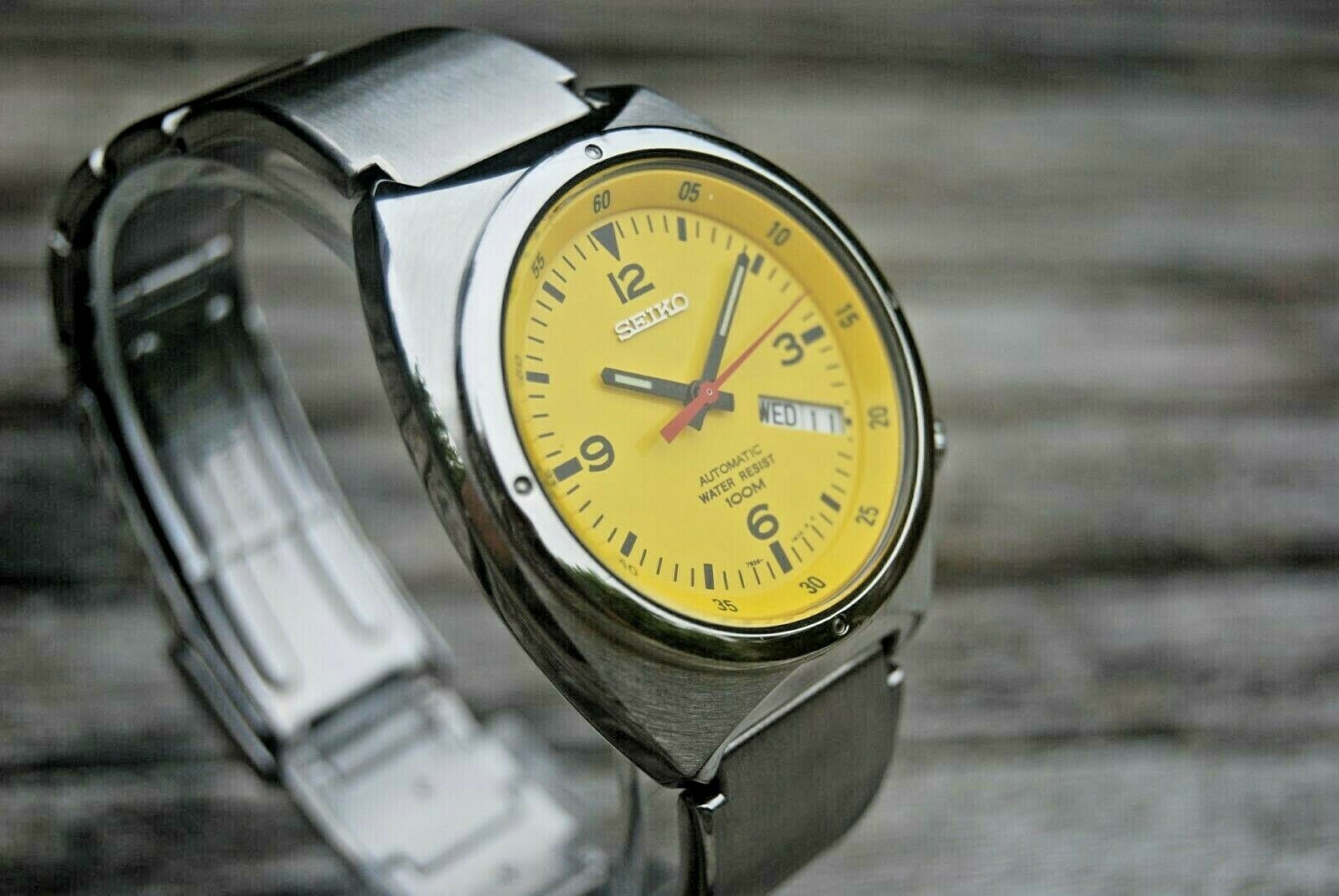 Seiko 7S26-0120 S-Wave Yellow Dial - Excellent Original Condition 