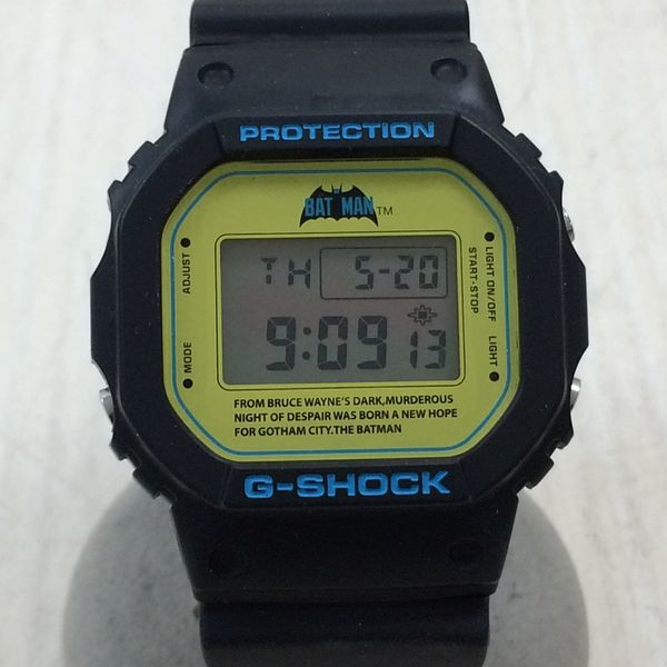CASIO G-Shock DW-5600VT BATMAN Wristwatch Watch w/mini car