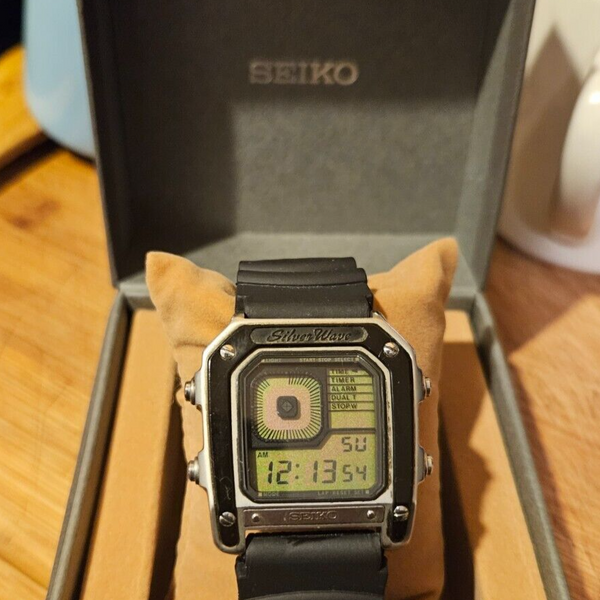 Seiko G757-5000 James Bond Octopussy Chrono Alarm Silver Wave
