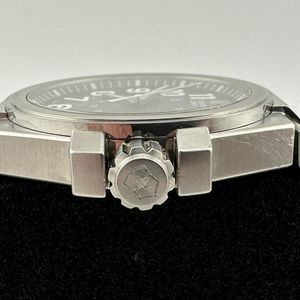 Victorinox Swiss Army Men's Black Dial Date 241163 Quartz Watch