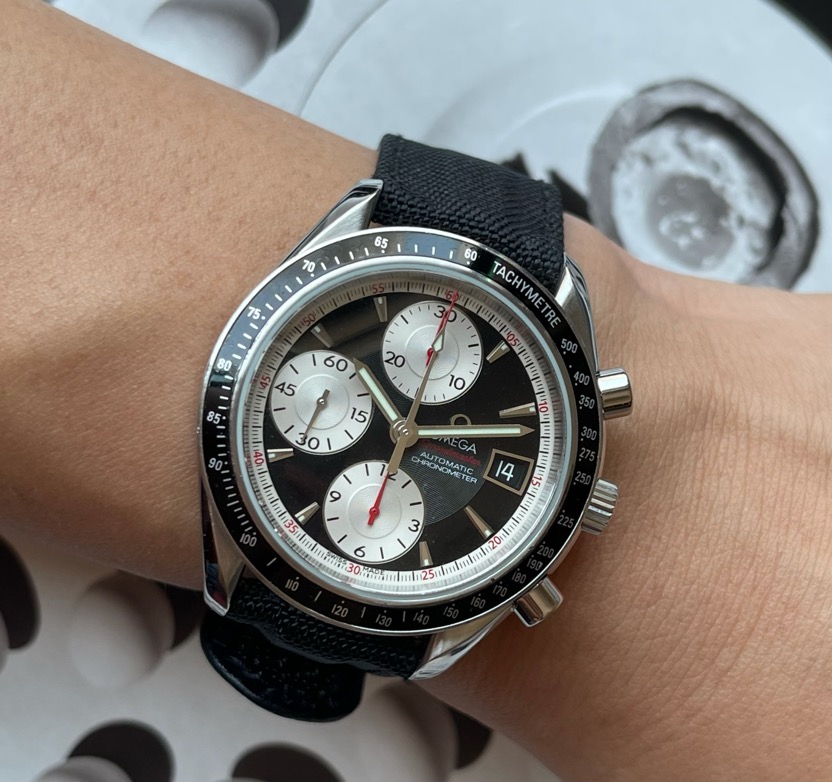 FS:Omega Speedmaster Date 40 Black Dial Mens Watch 3210.51.00 